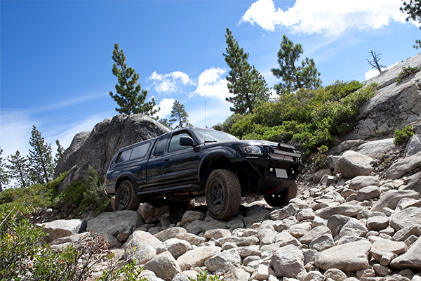 Lift Kits and Leveling Kits: Which is Right for You?